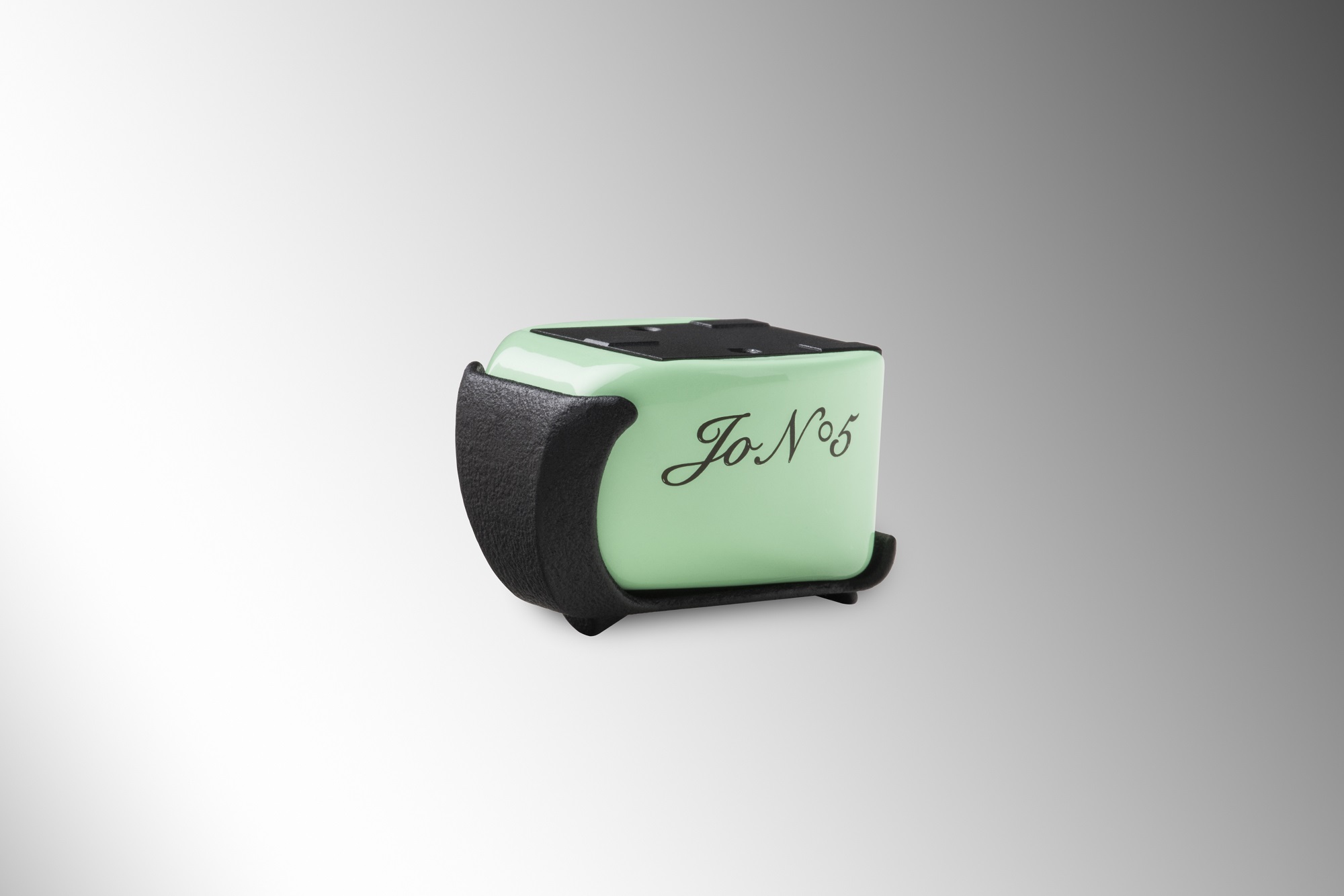 seitliche Front European Audio Team - JO N