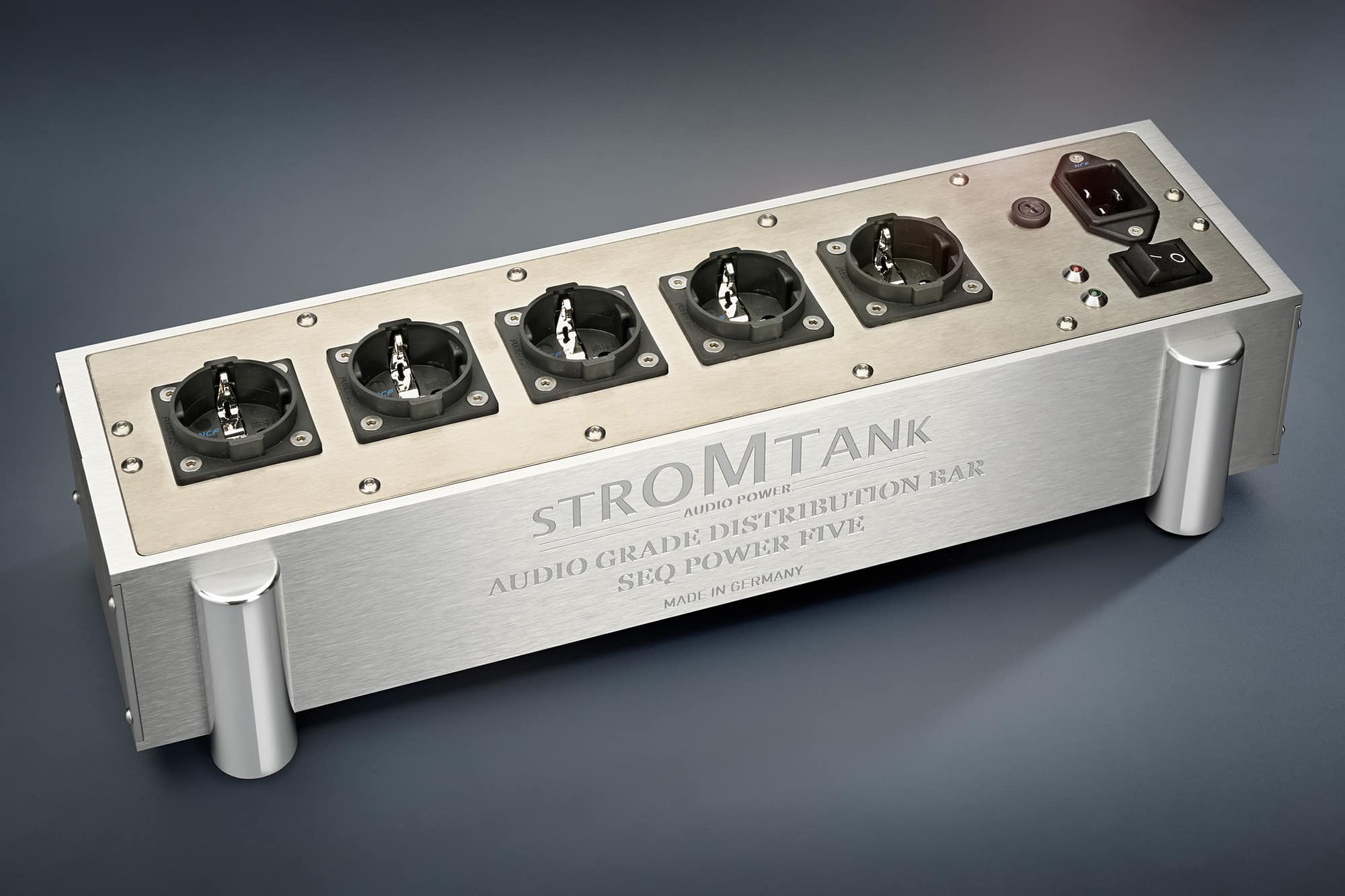StromTank SEQ-5 Netzleiste Silber StromTank SEQ-5 Netzleiste Silber