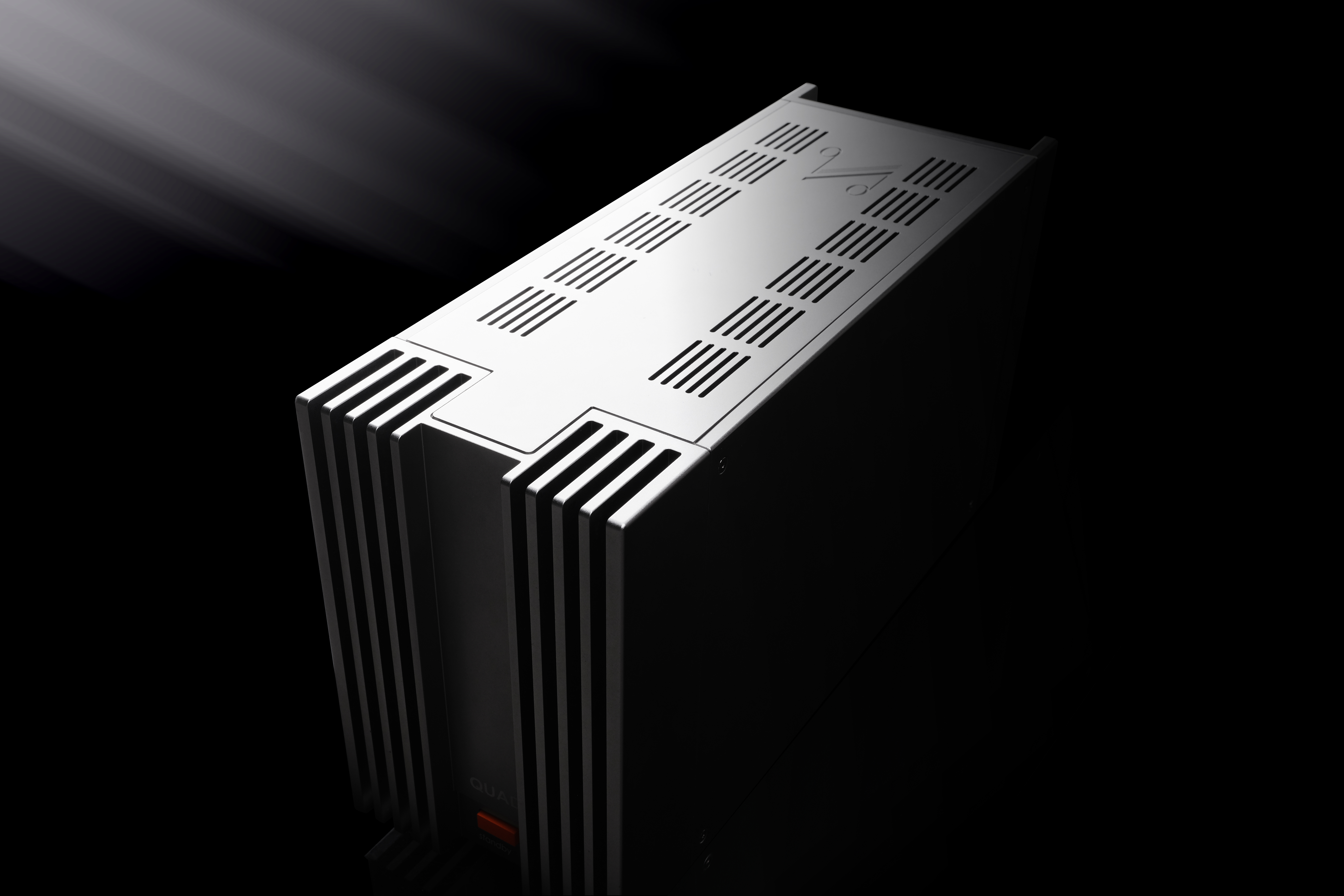 seitliche Front Quad 303 Silver