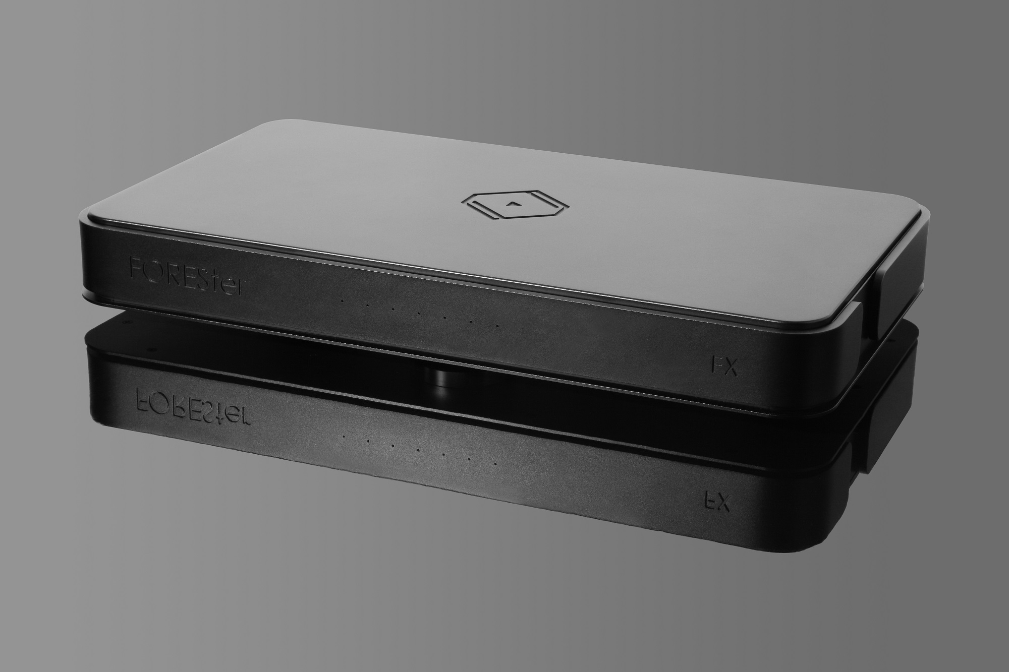 seitliche Front Silent Angel Forester FX Black